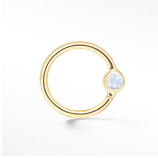 round-bezel-seam-rings-14k-solid-gold-moonstone - Nina Wynn